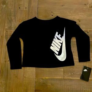 Nike Crop Shirt